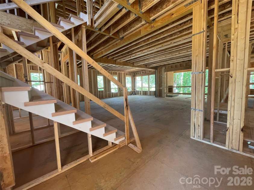 1205 Meadowood Lane, Charlotte, NC 28211.  MLS# CAR4344070, YatesRealty ID 1689. 