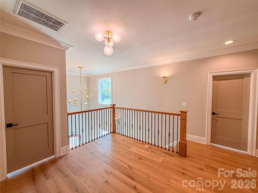 4822 Walker Road, Charlotte, NC 28211.  MLS# CAR4360360, YatesRealty ID 16890. 