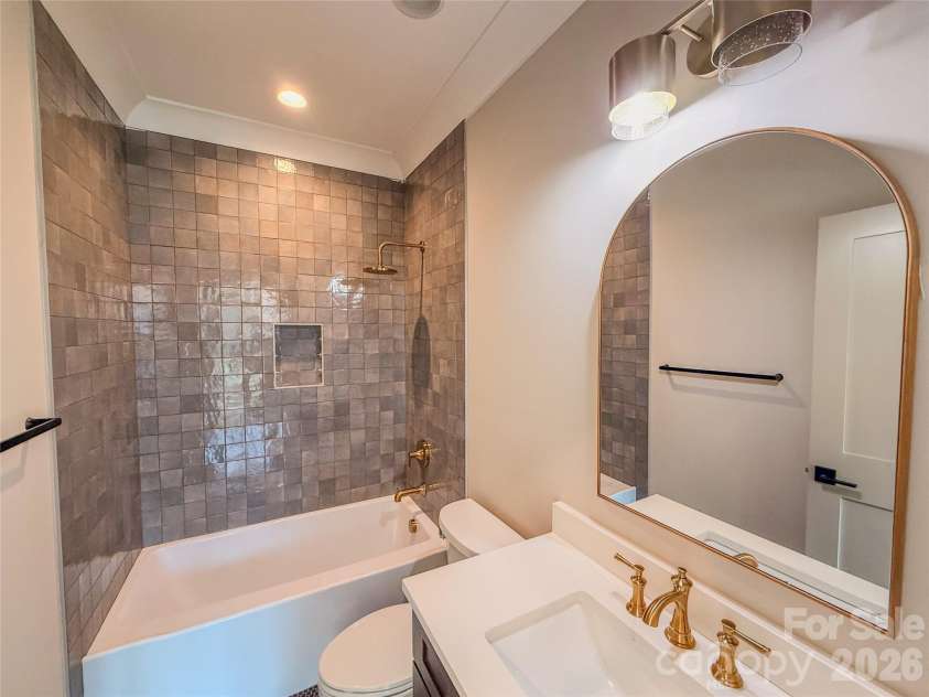4822 Walker Road, Charlotte, NC 28211.  MLS# CAR4360360, YatesRealty ID 16890. Bedroom 4 Bathroom