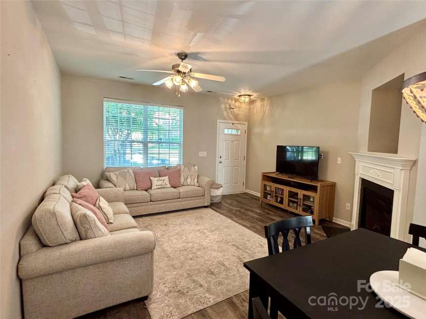 1139 Drummond Lane, Matthews, NC 28104.  MLS# CAR4258939, YatesRealty ID 16891. 