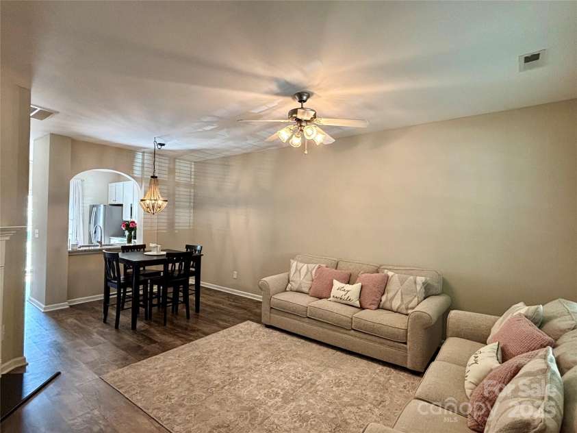 1139 Drummond Lane, Matthews, NC 28104.  MLS# CAR4258939, YatesRealty ID 16891. 