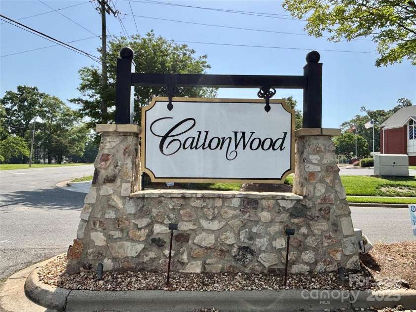 1139 Drummond Lane, Matthews, NC 28104.  MLS# CAR4258939, YatesRealty ID 16891. 