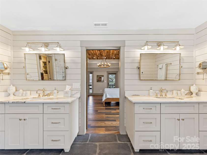 59 Bradford Hill Road, Mills River, NC 28759.  MLS# CAR4241459, YatesRealty ID 16892. Dual vanities in primary bathroom