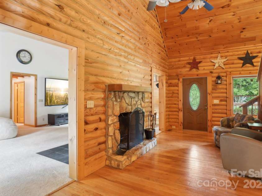 10583 Earnhardt Lake Road, Davidson, NC 28036.  MLS# CAR4245218, YatesRealty ID 16893. 