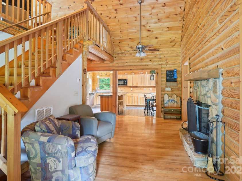 10583 Earnhardt Lake Road, Davidson, NC 28036.  MLS# CAR4245218, YatesRealty ID 16893. 