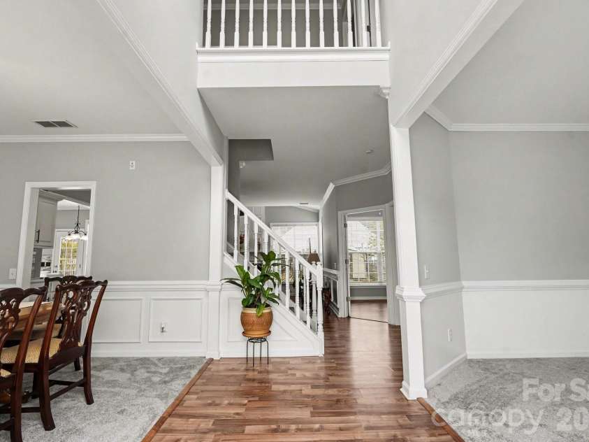 8727 Fieldcroft Drive, Charlotte, NC 28277.  MLS# CAR4362427, YatesRealty ID 16893. 