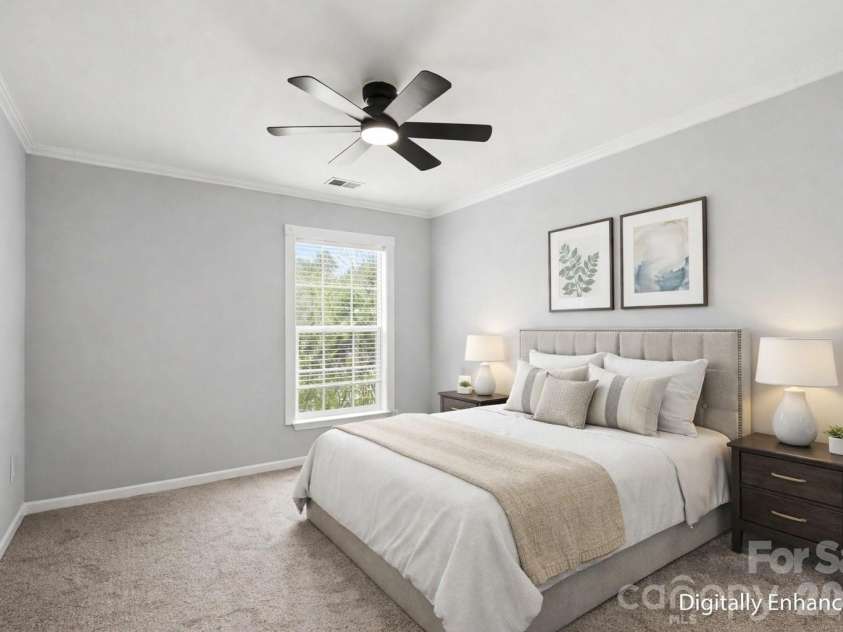 8727 Fieldcroft Drive, Charlotte, NC 28277.  MLS# CAR4362427, YatesRealty ID 16893. 