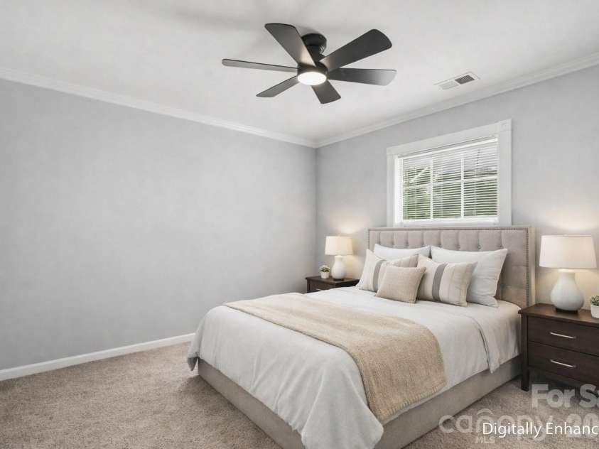 8727 Fieldcroft Drive, Charlotte, NC 28277.  MLS# CAR4362427, YatesRealty ID 16893. 