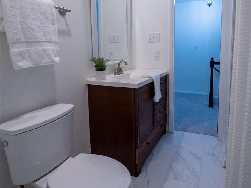4609 Hedgemore Drive, Charlotte, NC 28209.  MLS# CAR4242415, YatesRealty ID 16894. 