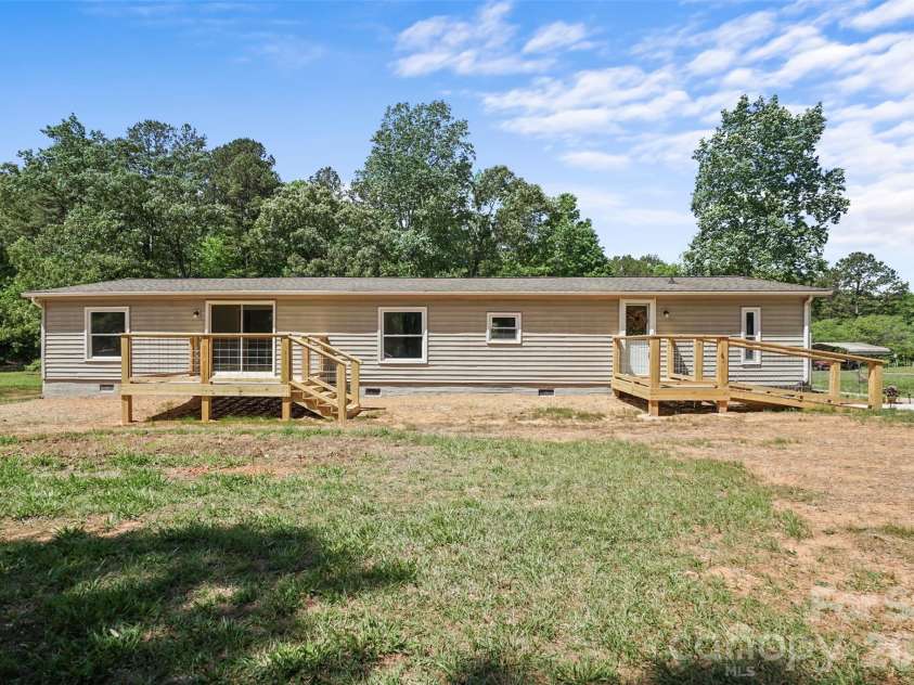 1305 Craig Drive, Iron Station, NC 28080.  MLS# CAR4371787, YatesRealty ID 16896. 