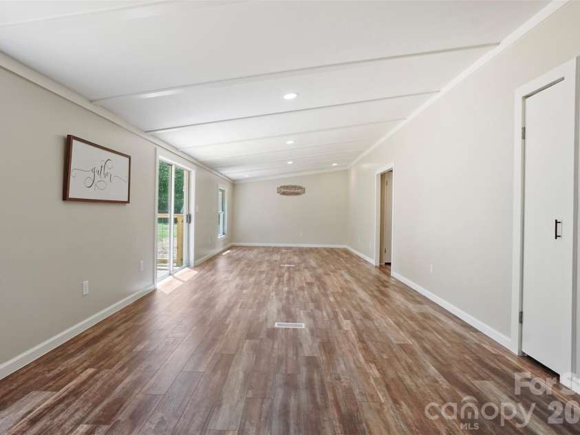 1305 Craig Drive, Iron Station, NC 28080.  MLS# CAR4371787, YatesRealty ID 16896. Living room