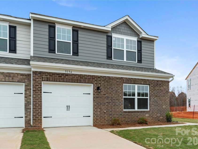 5136 Tommy Lane, Stanley, NC 28164.  MLS# CAR4292910, YatesRealty ID 16899. Cypress Front