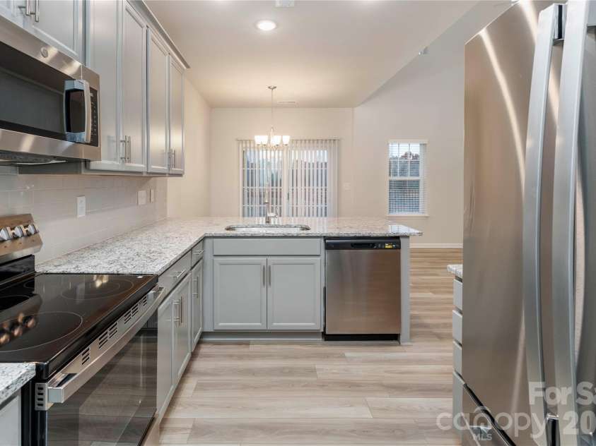 5136 Tommy Lane, Stanley, NC 28164.  MLS# CAR4292910, YatesRealty ID 16899. Kitchen 2