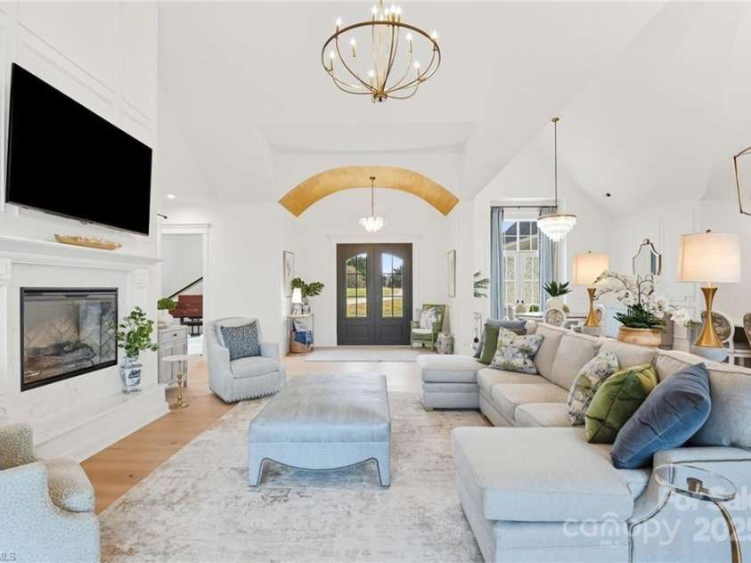 202 Canterbury Drive, North Wilkesboro, NC 28659.  MLS# CAR4310794, YatesRealty ID 169. 