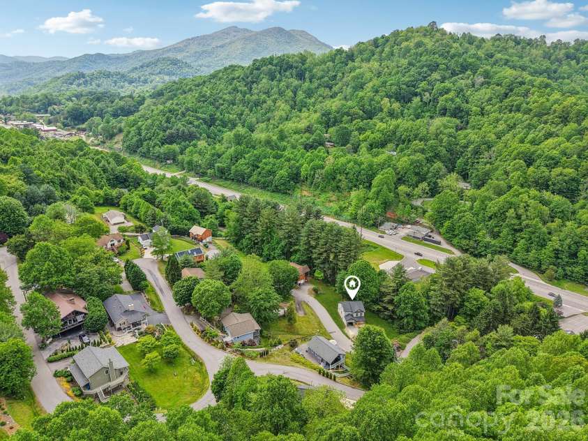 12 Whipoorwill Way, Waynesville, NC 28786.  MLS# CAR4259643, YatesRealty ID 1690. 