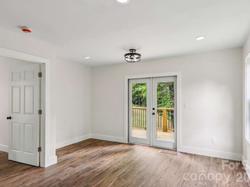 12 Whipoorwill Way, Waynesville, NC 28786.  MLS# CAR4259643, YatesRealty ID 1690. 