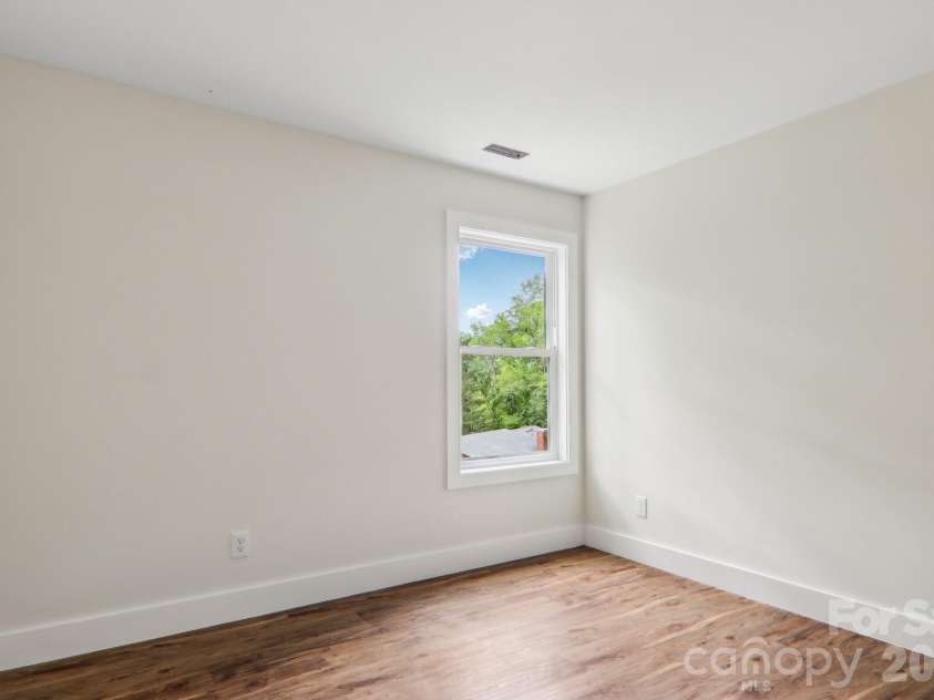 12 Whipoorwill Way, Waynesville, NC 28786.  MLS# CAR4259643, YatesRealty ID 1690. 