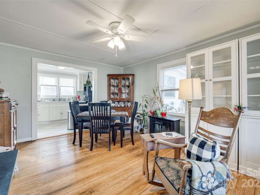 30 Hunter Street, York, SC 29745.  MLS# CAR4220509, YatesRealty ID 16900. 