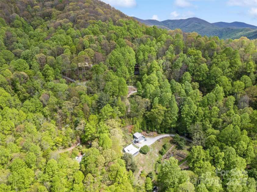195 Three Springs Road, Sylva, NC 28779.  MLS# CAR4256515, YatesRealty ID 16902. 