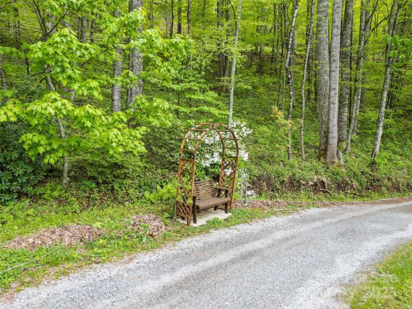 195 Three Springs Road, Sylva, NC 28779.  MLS# CAR4256515, YatesRealty ID 16902. 