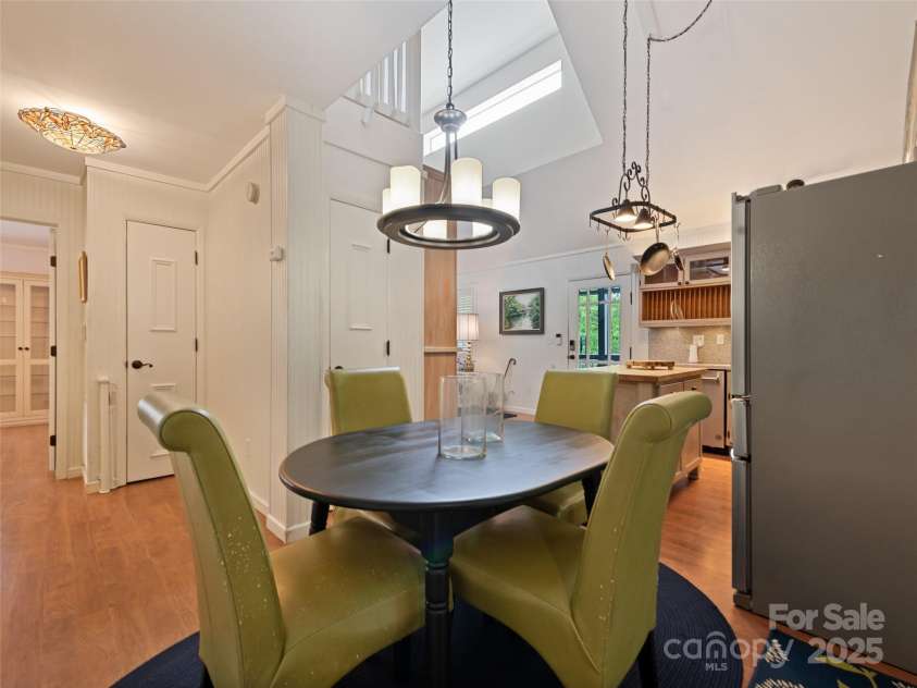 195 Three Springs Road, Sylva, NC 28779.  MLS# CAR4256515, YatesRealty ID 16902. 