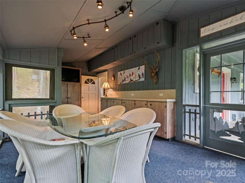 195 Three Springs Road, Sylva, NC 28779.  MLS# CAR4256515, YatesRealty ID 16902. 