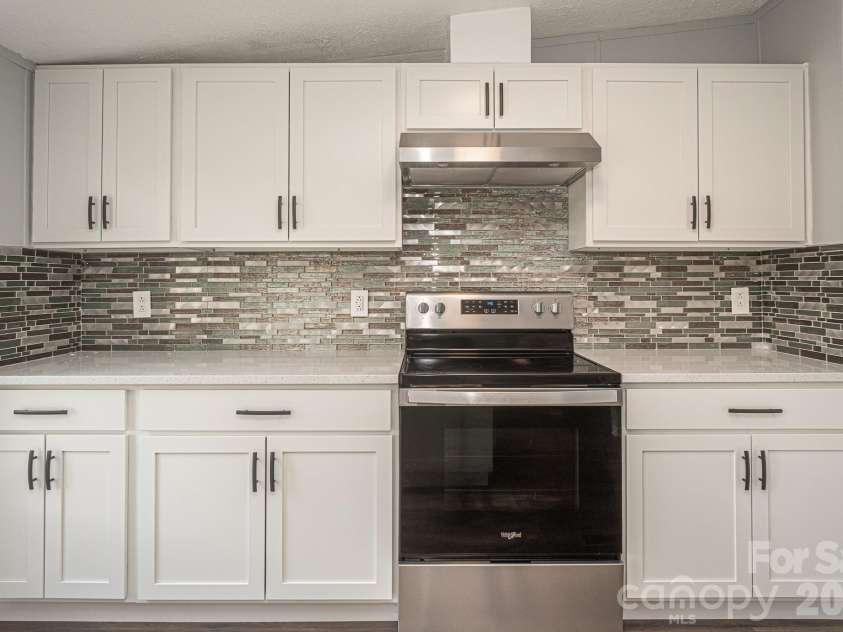 75 Grays Drive, Harrells, NC 28444.  MLS# CAR4352023, YatesRealty ID 16903. 