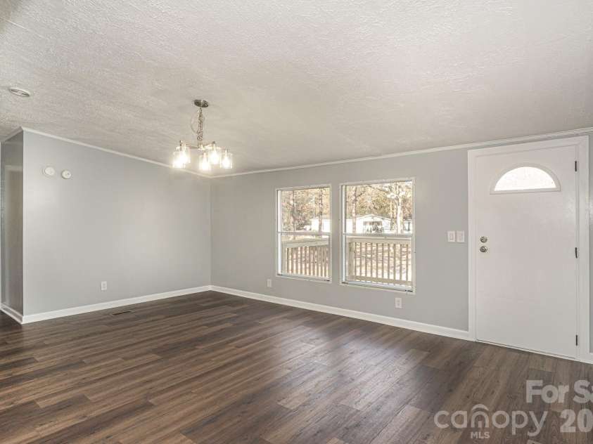 75 Grays Drive, Harrells, NC 28444.  MLS# CAR4352023, YatesRealty ID 16903. Living room