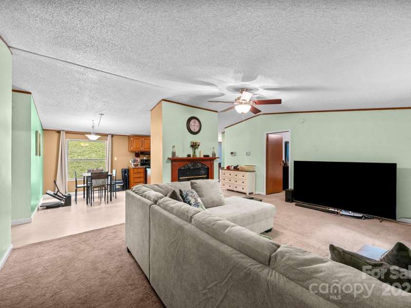 112 Cordella Road, Candler, NC 28715.  MLS# CAR4264603, YatesRealty ID 16904. 