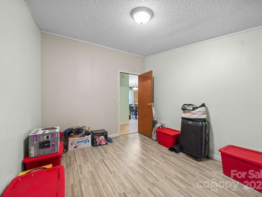 112 Cordella Road, Candler, NC 28715.  MLS# CAR4264603, YatesRealty ID 16904. 