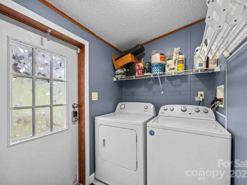 112 Cordella Road, Candler, NC 28715.  MLS# CAR4264603, YatesRealty ID 16904. 