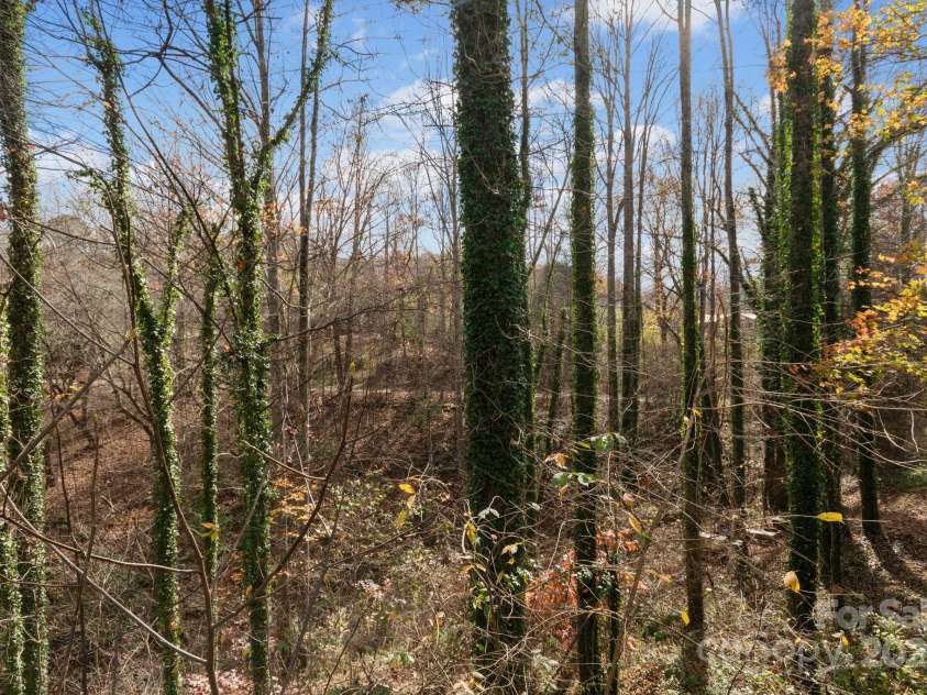 112 Cordella Road, Candler, NC 28715.  MLS# CAR4264603, YatesRealty ID 16904. 