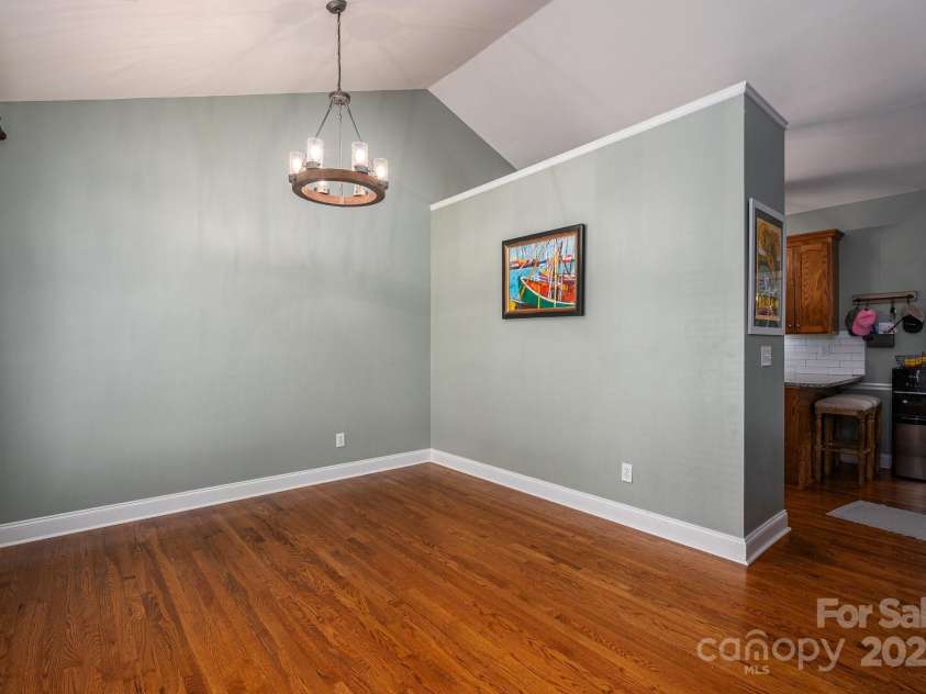 319 Beacon Hills Drive, Gastonia, NC 28056.  MLS# CAR4254979, YatesRealty ID 16907. 