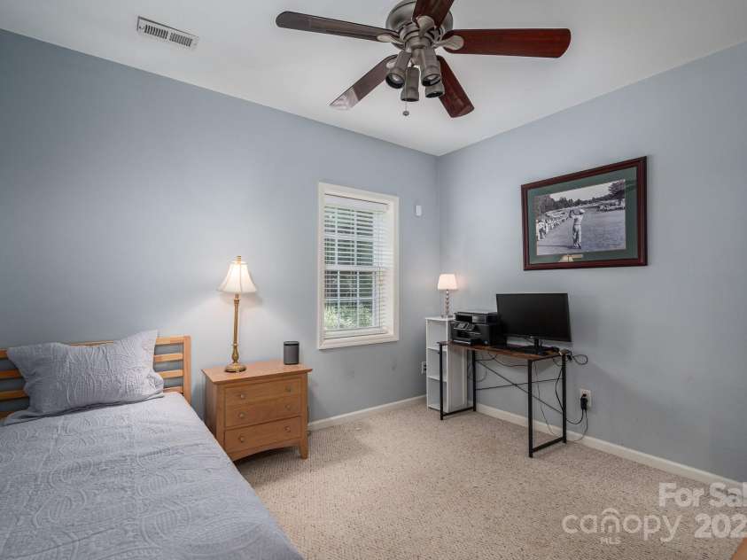 319 Beacon Hills Drive, Gastonia, NC 28056.  MLS# CAR4254979, YatesRealty ID 16907. 