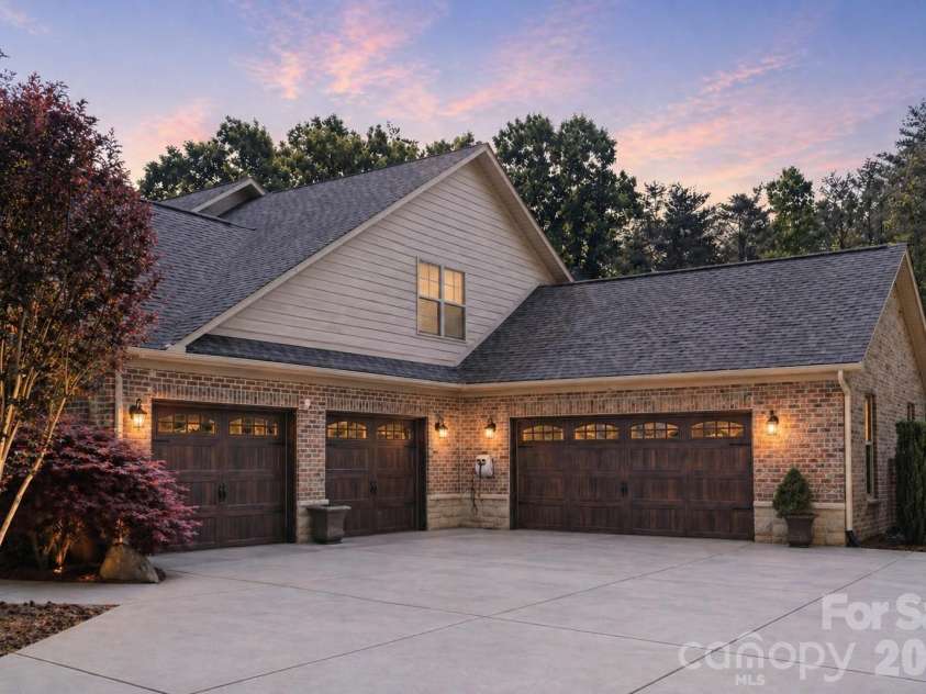 7377 Bay Cove Court, Denver, NC 28037.  MLS# CAR4374707, YatesRealty ID 16908. 