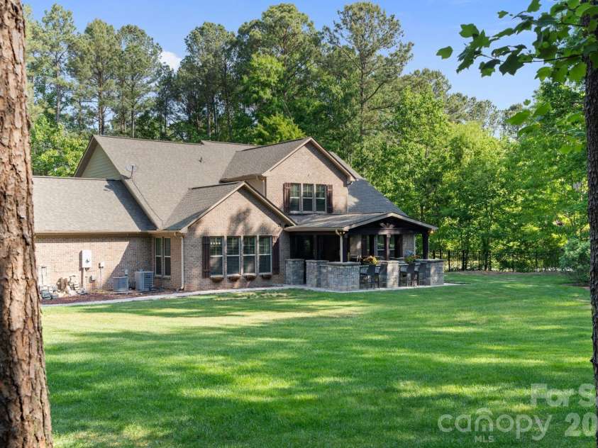 7377 Bay Cove Court, Denver, NC 28037.  MLS# CAR4374707, YatesRealty ID 16908. 