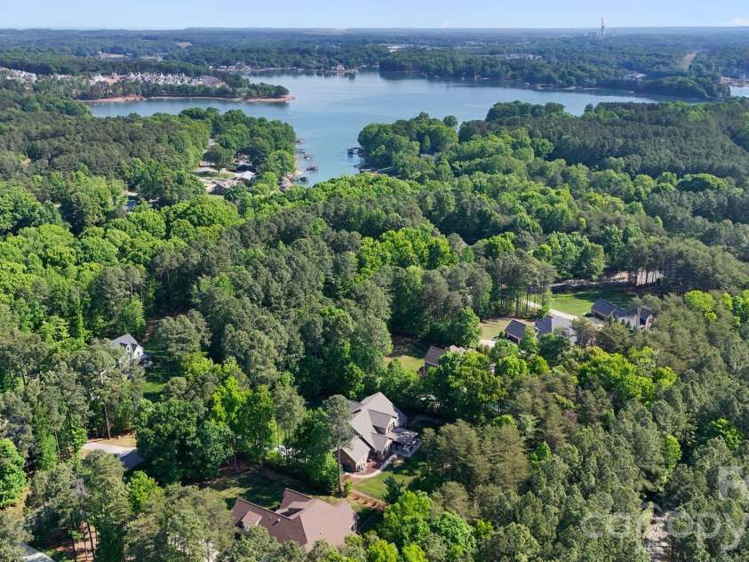 7377 Bay Cove Court, Denver, NC 28037.  MLS# CAR4374707, YatesRealty ID 16908. 