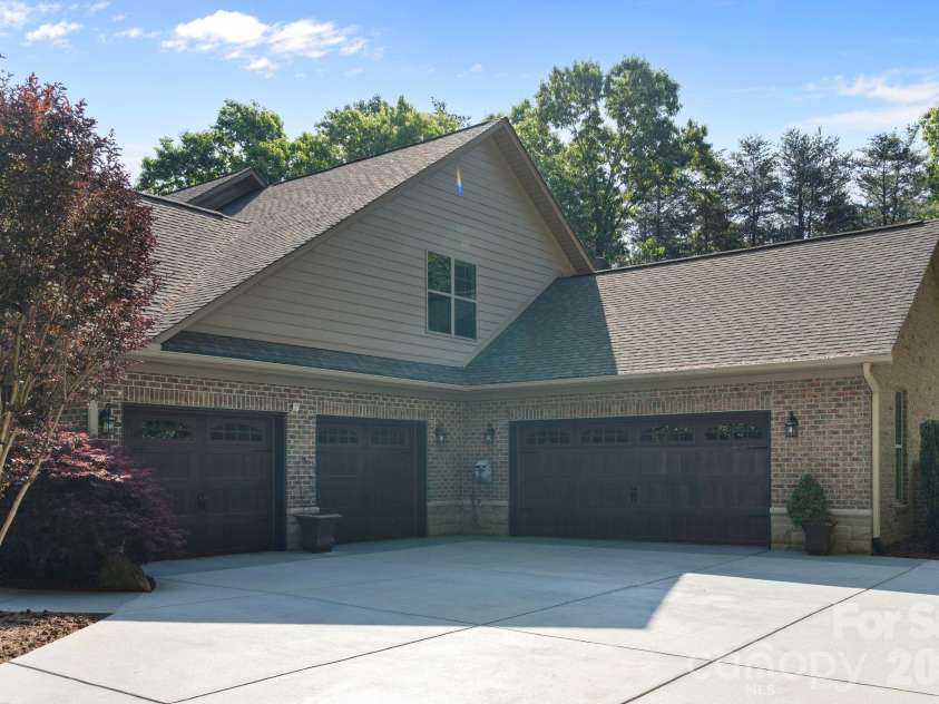 7377 Bay Cove Court, Denver, NC 28037.  MLS# CAR4374707, YatesRealty ID 16908. 