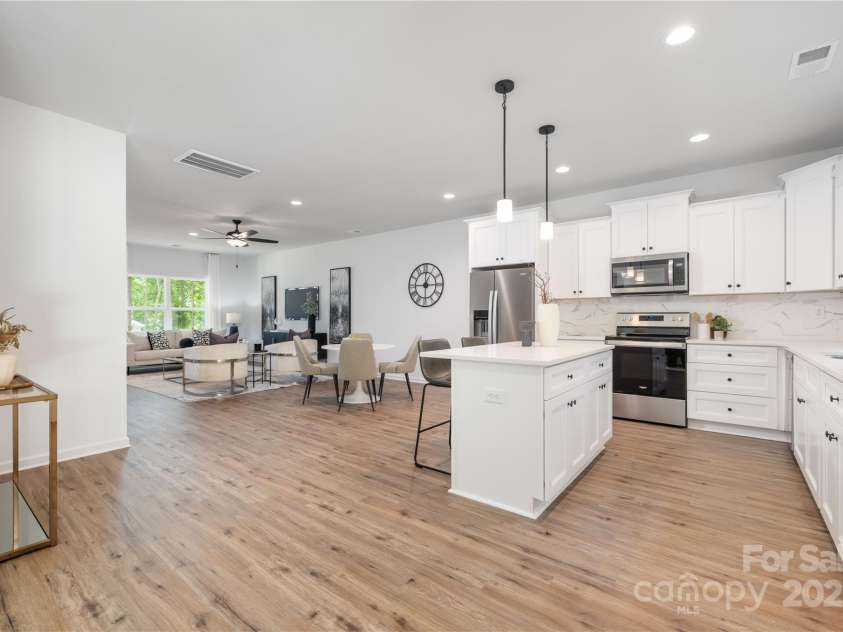 8007 Willhill Road, Mint Hill, NC 28227.  MLS# CAR4241341, YatesRealty ID 16911. Representation