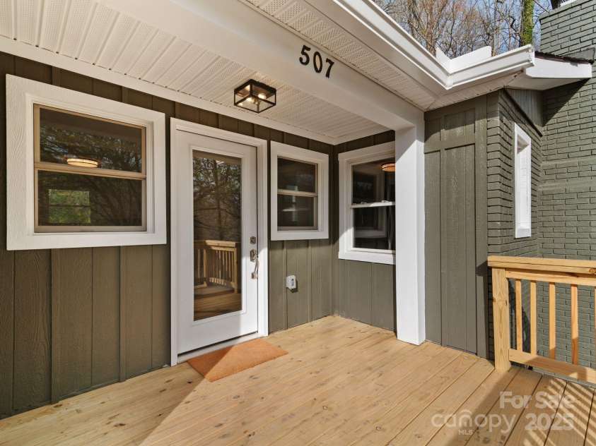 507 North Fork Road, Black Mountain, NC 28711.  MLS# CAR4243467, YatesRealty ID 16913. Newly constructed dfront porch