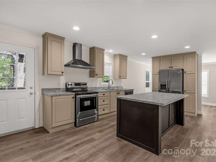 1100 Turkey Creek Ridge Road, York, SC 29745.  MLS# CAR4203310, YatesRealty ID 16914. 