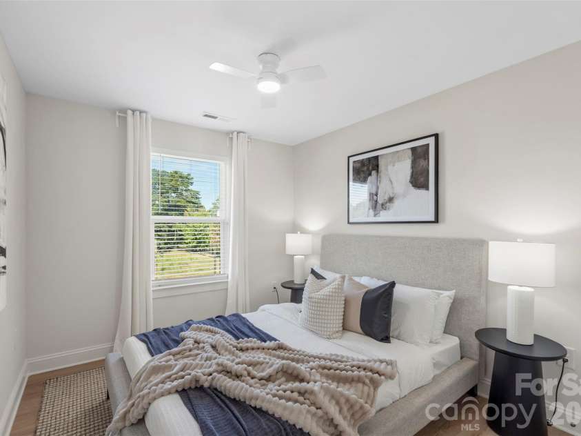 1113 Wonder Way, Charlotte, NC 28208.  MLS# CAR4334952, YatesRealty ID 16914. 