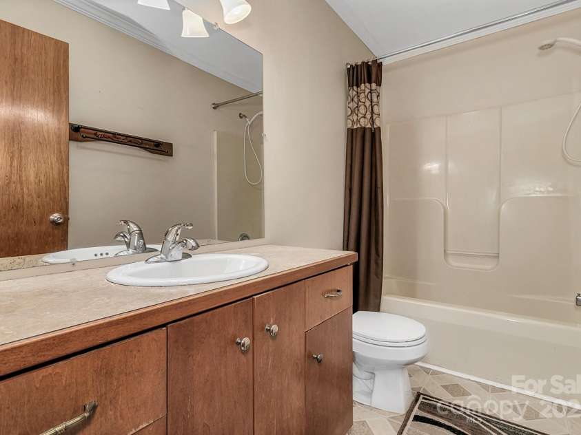 10 Lavender Lane, Candler, NC 28715.  MLS# CAR4232092, YatesRealty ID 16915. 