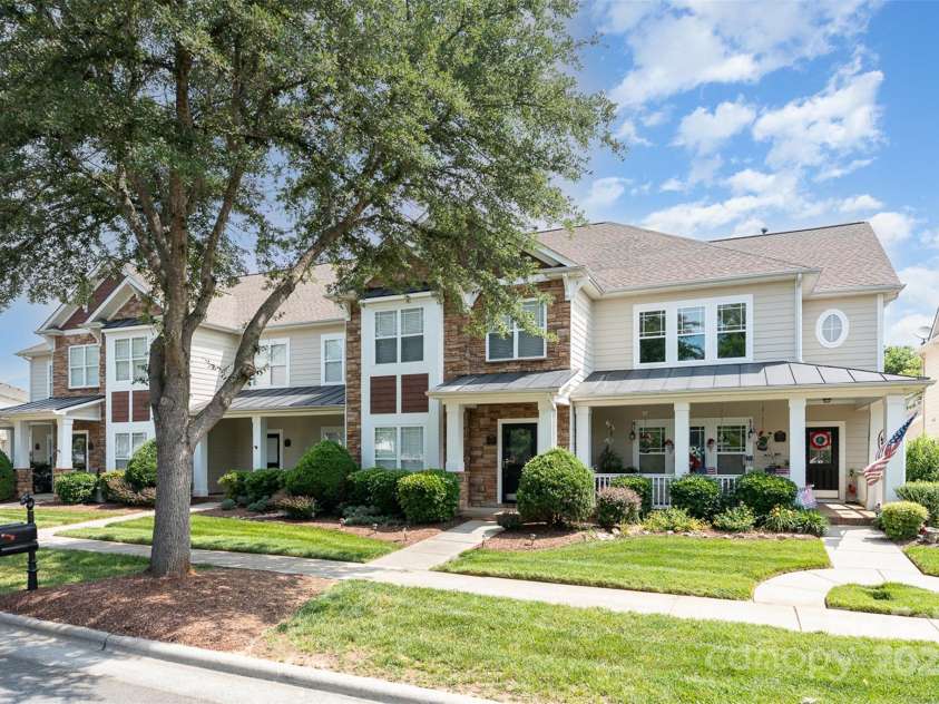 2324 Bonterra Boulevard, Indian Trail, NC 28079.  MLS# CAR4259817, YatesRealty ID 16917. 