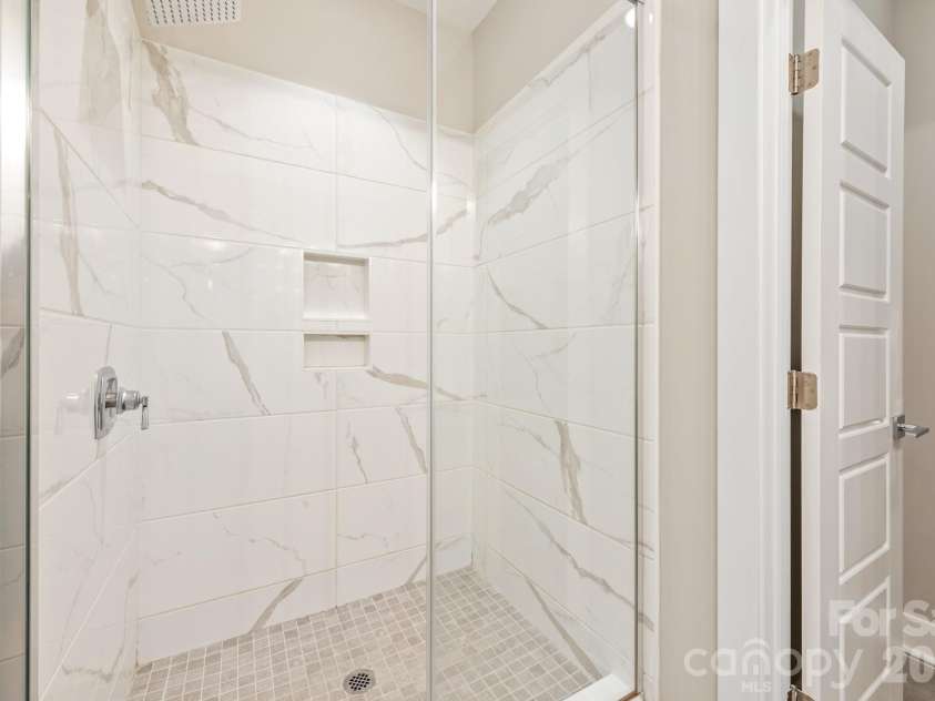 1156 36th Street, Charlotte, NC 28205.  MLS# CAR4374015, YatesRealty ID 16918. 