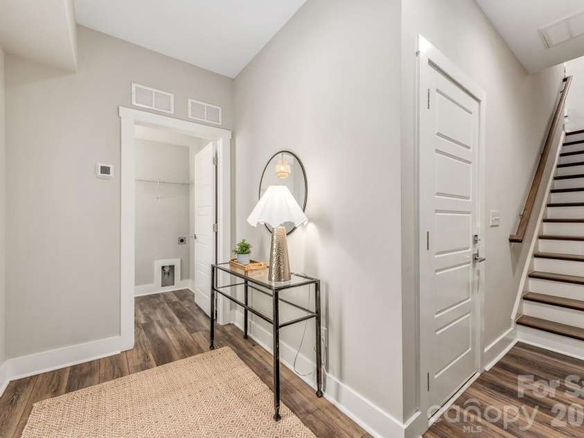 1156 36th Street, Charlotte, NC 28205.  MLS# CAR4374015, YatesRealty ID 16918. 