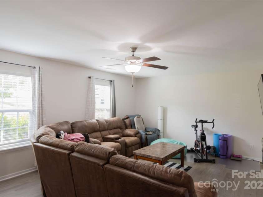 1518 Glenbar Court, Clover, SC 29710.  MLS# CAR4259185, YatesRealty ID 16921. 