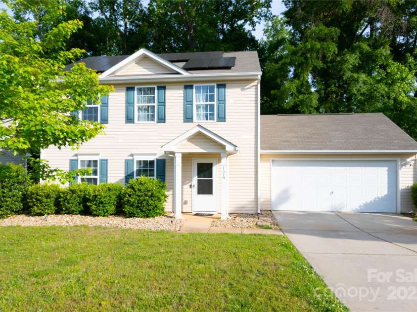 1518 Glenbar Court, Clover, SC 29710.  MLS# CAR4259185, YatesRealty ID 16921. 