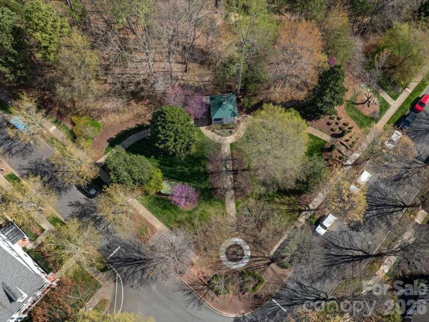 647 District Court, Fort Mill, SC 29708.  MLS# CAR4346046, YatesRealty ID 16922. Community amenities 