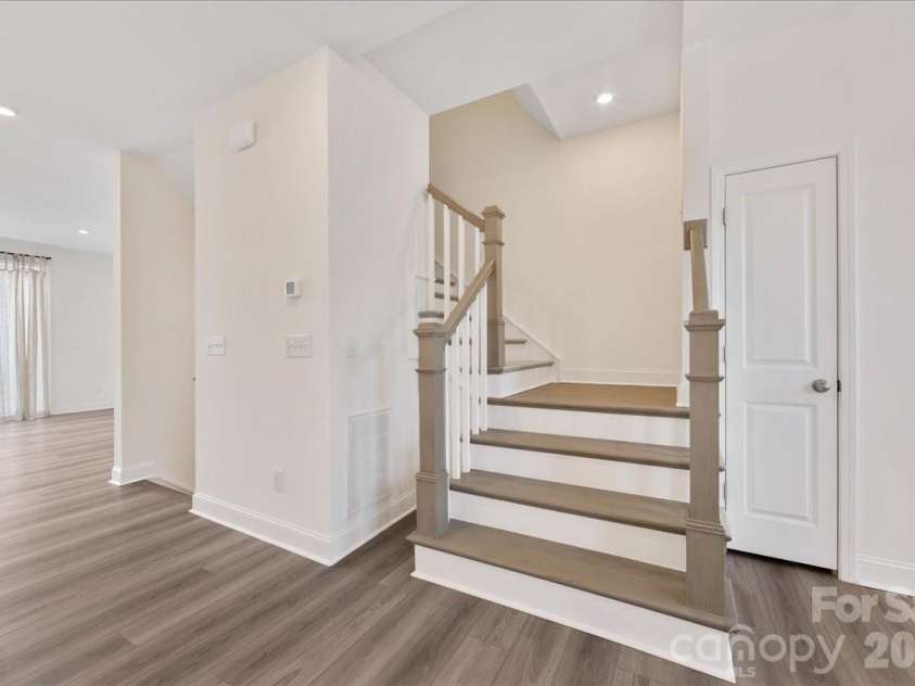 647 District Court, Fort Mill, SC 29708.  MLS# CAR4346046, YatesRealty ID 16922. To 3rd floor 
